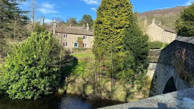 Beautiful Peak District Cottage With Hot Tub