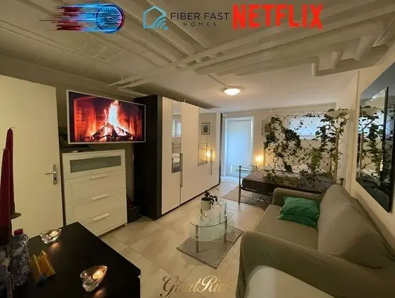 Beautiful Place Cozy Super Fast Wifi 3 min From the River