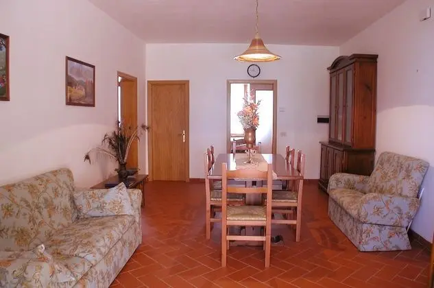 Beautiful private villa for 12 people with WIFI, private pool and parking, close to Montepulciano - İç Mekan