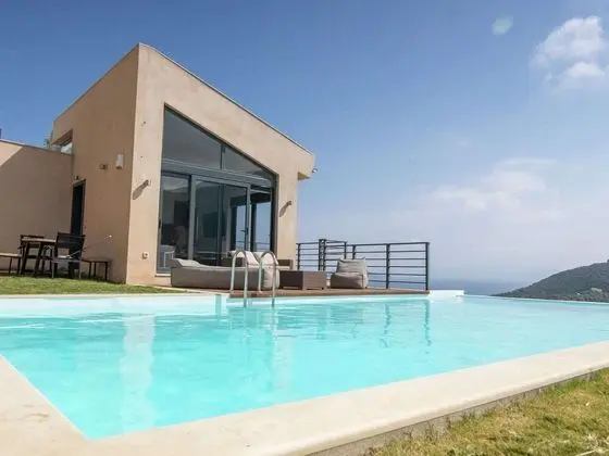 Beautiful Villa With Private Pool, Tennis Court, View on Sivota Bay on Lefkas - Havuz