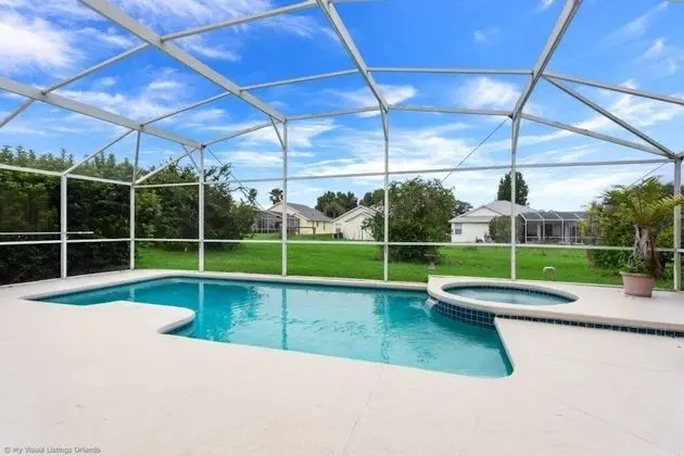 Beautiful Private South Facing Pool 4 Bedroom Villa by Redawning - Havuz