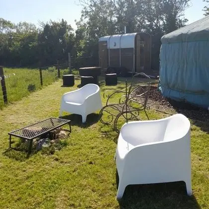 Beautiful Rural Yurt With Wood Fired hot tub - Oda