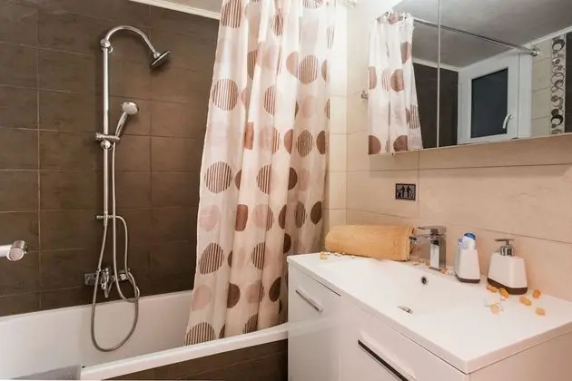 Beautiful Safe Apartment Near Centre - Banyo Tipleri