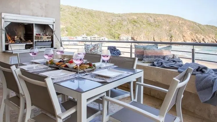 Beautiful Sea Facing Room - Dış Mekan