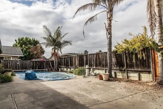 Beautiful Single Family Home in Union City - Havuz