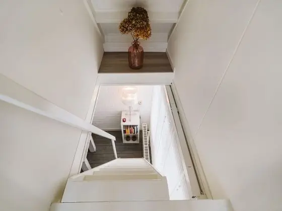 Beautiful, Spacious and Bright Holiday Home With Covered Veranda - Lobi
