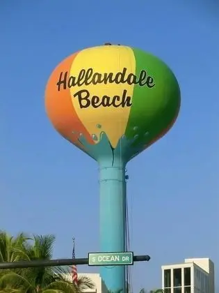 Beautiful Studio/bath, Hallandale Beach, Outdoor Pool, Walking Distance to the Beach & Free Parking! - Plaj