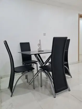 Beautiful Suits Apartment Near Airport Lagos - Oda Düzeni