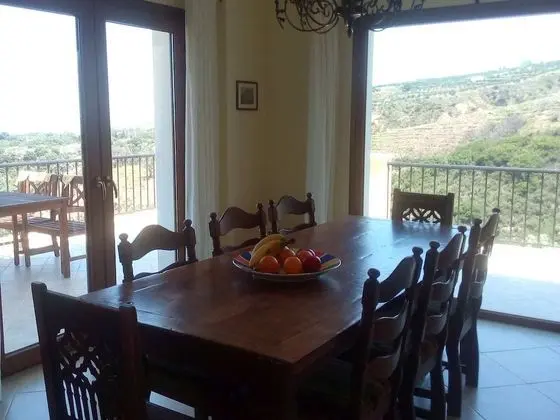 Beautiful Villa, Swimming Pool, sea View Near Village not far From Rethymno, NW - Yerinde Yemek