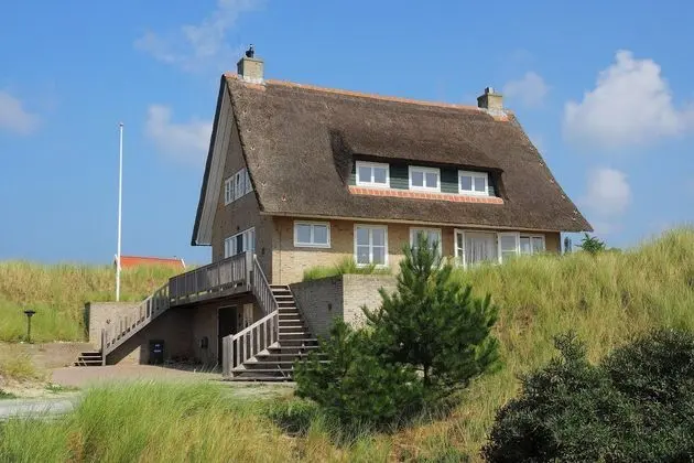 Beautiful Villa on Terschelling in the Dunes, 150 Meters Away - Dış Mekan