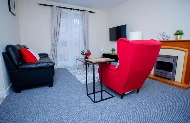 Beautiful two Bedrooms Ensuite Apartment - Oda Düzeni