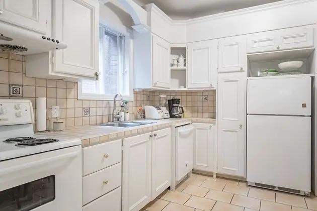 Beautiful Vintage 2BR- Heart Of Downtown - Mutfak