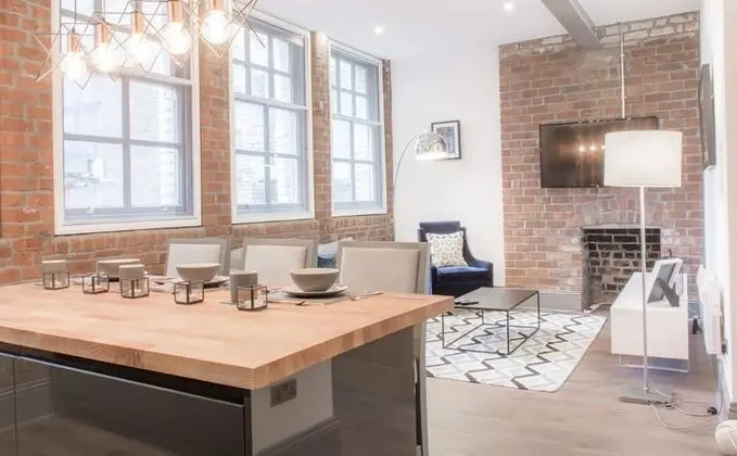 Beautiful Warehouse Apartment in Central Liverpool