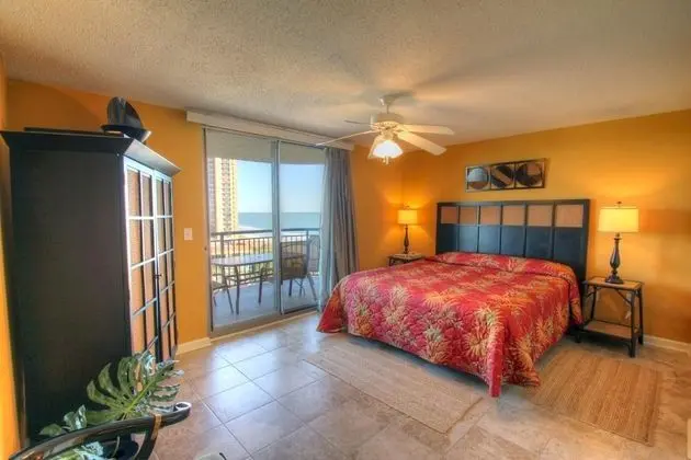 Beautifully Decorated Ocean View Condo! - Oda