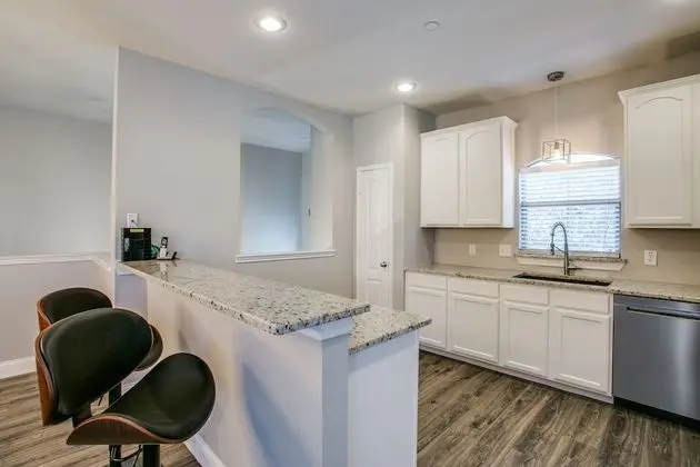 Beautifully furnished 3 bedroom Frisco - Mutfak