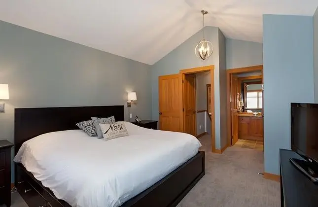 Beautifully Renovated, Fantastic Views Ski In/out 3 Beds - Mountain Star - Oda