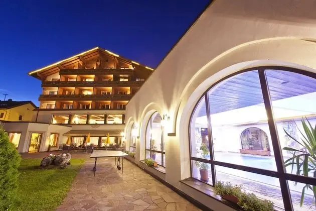 Beauty & Wellness Hotel Tirolerhof - Dış Mekan