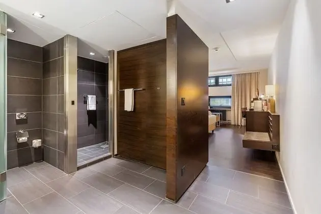 becozy Self-Check in Hotel Sihlcity - Banyo Tipleri
