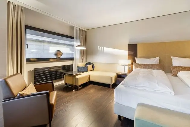 becozy Self-Check in Hotel Sihlcity - Oda
