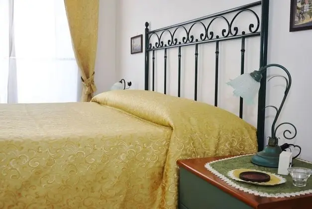 Bed & Breakfast A Castel Capuano - Oda