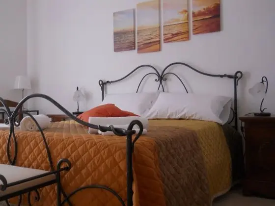 Bed and Breakfast "CIELO & MARE" Pozzallo (RG)  (CIR 19088008C101573)