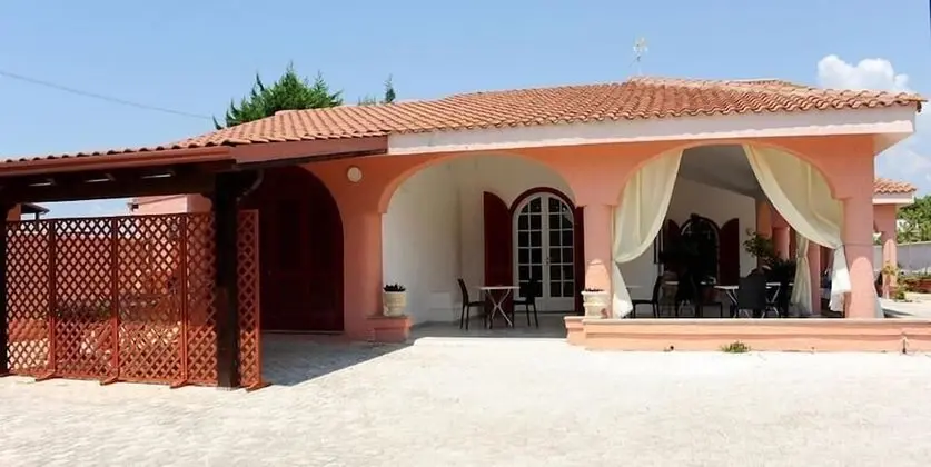 Bed & Breakfast Villa Corallo - Dış Mekan