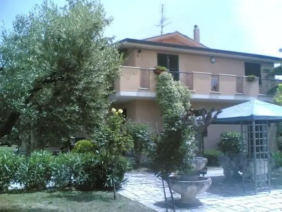 Bed & Breakfast Giardino Agritourist