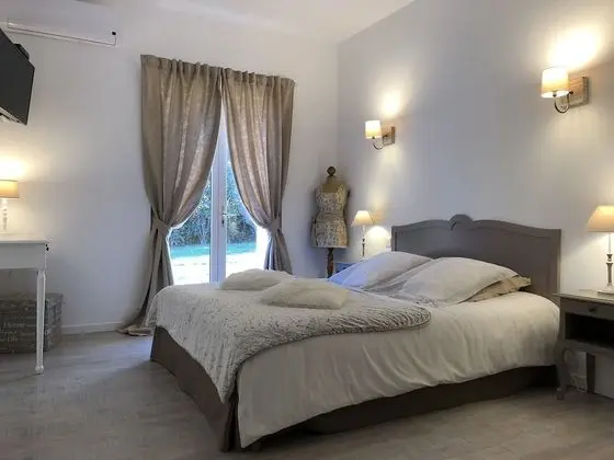 Bed and Breakfast Les 5 Arches - Oda