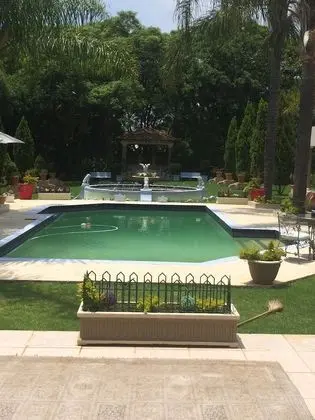 Bed and Breakfast on Melrose - Havuz