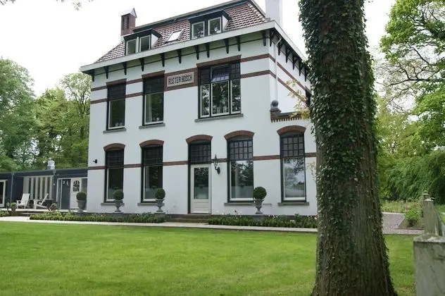 Bed & Breakfast Rijsterbosch