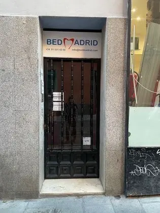 Bed Madrid - Dış Mekan