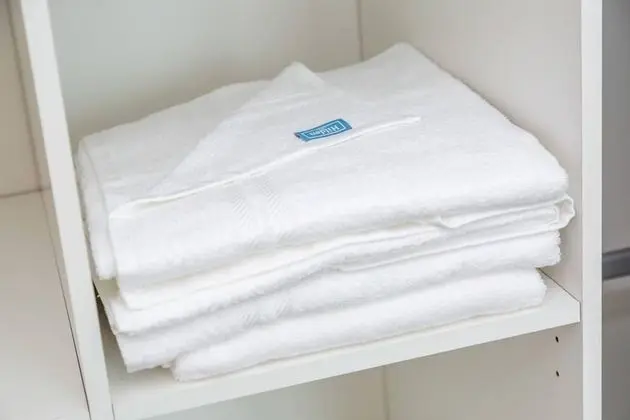 Bedford Hospital Studio Apartment - Victoria D