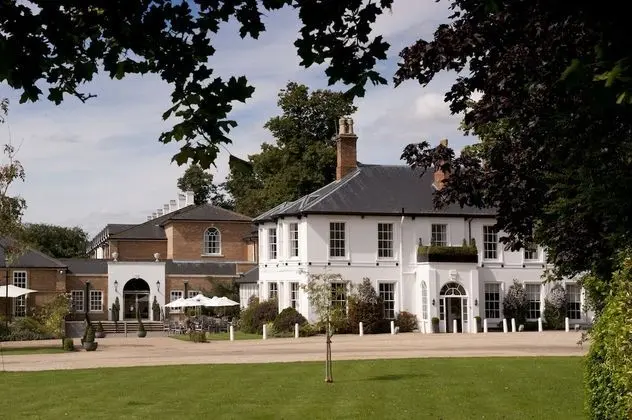 Bedford Lodge Hotel & Spa - Dış Mekan