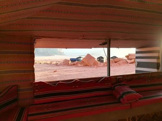Bedouin Bivouac Camp - Lobi