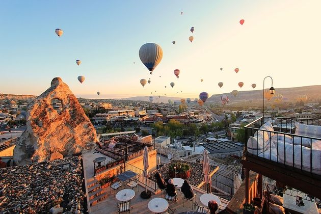 Bedrock Cave HotelFotoğrafı