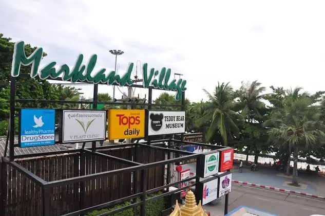 The Bedrooms Hostel Pattaya - Dış Mekan