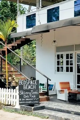 Bedspace Beach - Dış Mekan