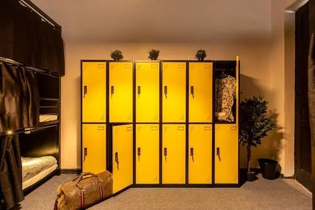 Bee Hostel - Oda