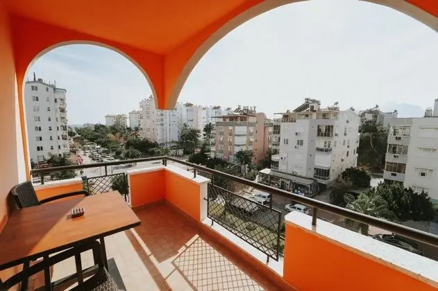Beetle House Coffee Hotel