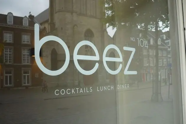 Hotel Beez - Yerinde Yemek