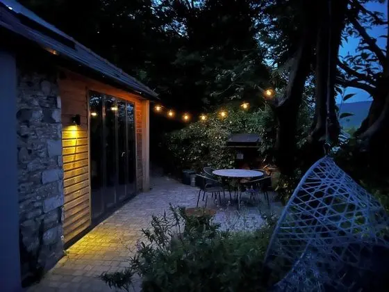Beili Glas Cottage - Dış Mekan