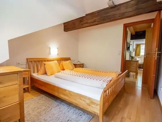 Beim Holzschnitzer Zwieselstein - Oda