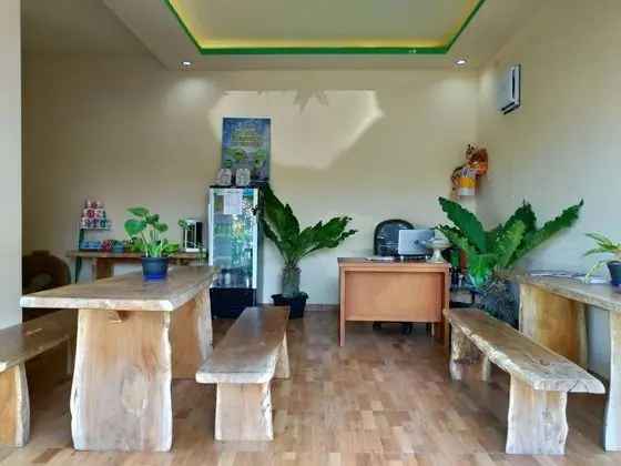 BEJI AYU HOMESTAY - Lobi