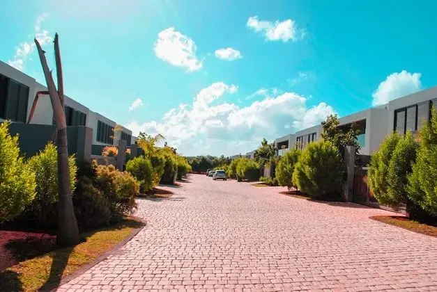Bel Air by Dream Escapes