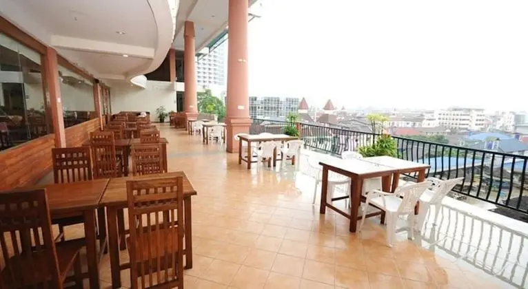 Bel Aire Resort Phuket - Yerinde Yemek