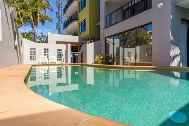 Belaire Place - Havuz