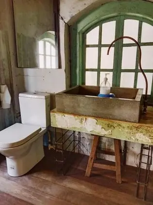 Belakang Kong Heng by DreamScape - Banyo Tipleri