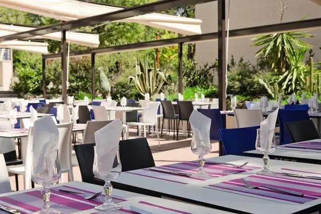 Belambra Clubs La Colle-sur-Loup - Les Terrasses De Saint-Paul De Vence - Yerinde Yemek