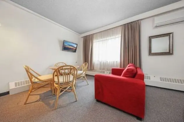 Belconnen Way Motel & Serviced Apartments