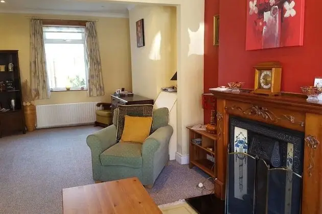 Belfastbreaks - Modern 4 Bedroom Townhouse in South Belfast - Oda